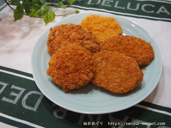 仙台上杉「かとう精肉店」のコロッケを食べ比べ。老舗精肉店のメンチカツが美味しすぎる