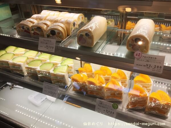 仙台の老舗果物店 いたがき のフルーツがごろごろ入った フルーツロール が美味しすぎる 仙台めぐり 宮城仙台の魅力を伝える観光メディアブログ